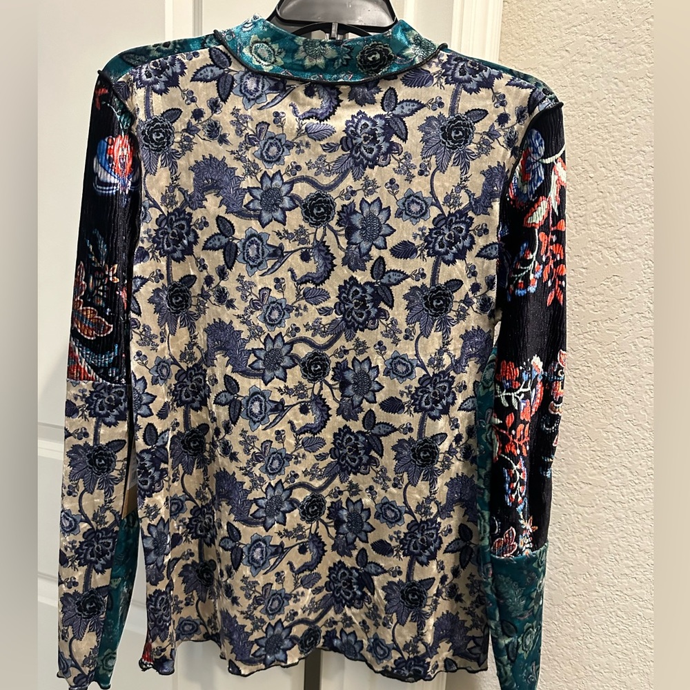 Tru luxe top - Picture 3 of 5